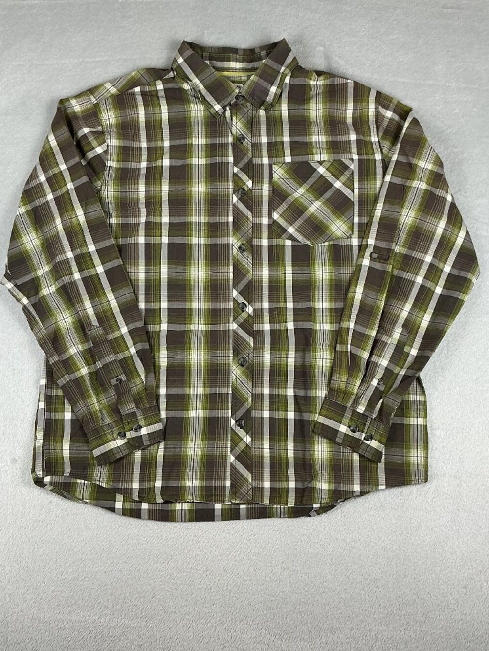 Magellan Outdoors Men's Shirt Long Sleeve Button-up Large Mag Release Loose Fit